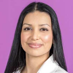 headshot of Paula Garay